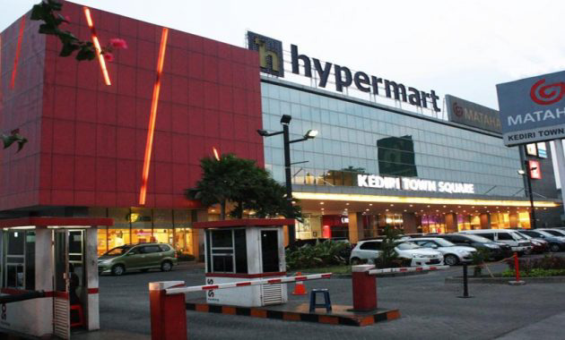 KEDIRI TOWN SQUARE