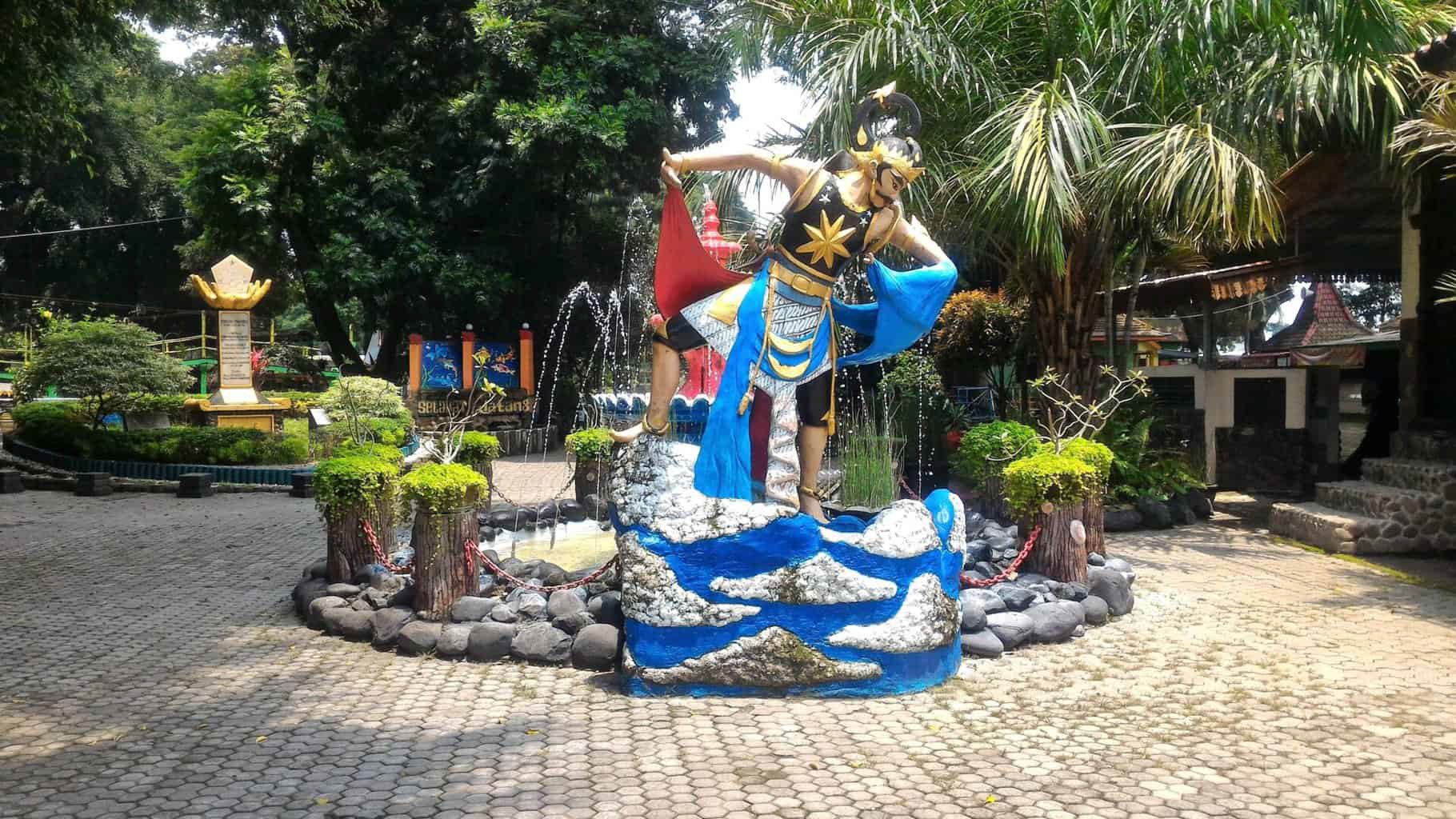 TAMAN AIR PAGORA